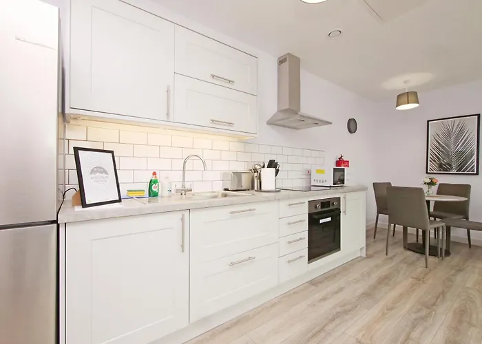 Apartment 46 Luna With Free Parking York