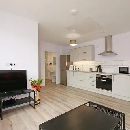 46 Luna With Free Parking Apartment