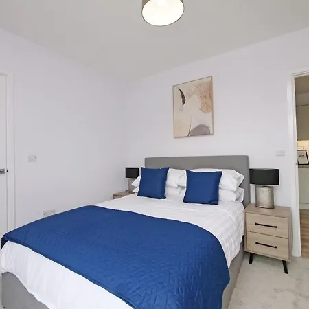 46 Luna With Free Parking Apartment