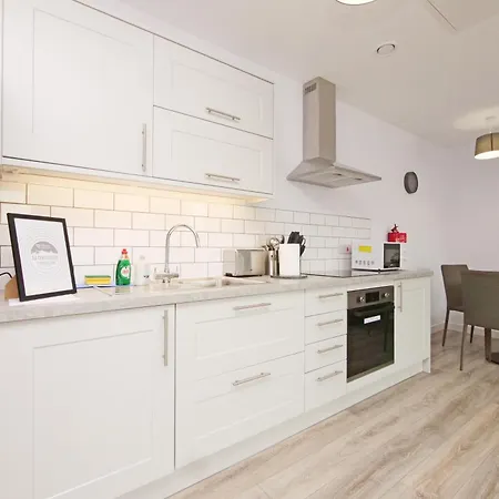 Apartment 46 Luna With Free Parking York